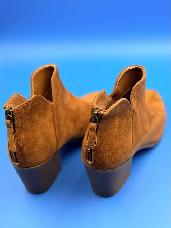 Forever 21 Faux Suede V-Cut Ankle Booties-Womens Size 8 - Picture 6 of 11